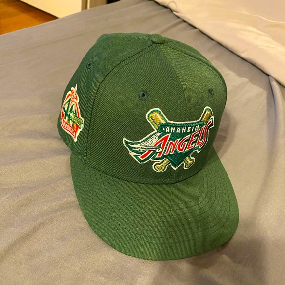 Anaheim Angels Fitted Hat w/ side patch - Picture 1 of 1